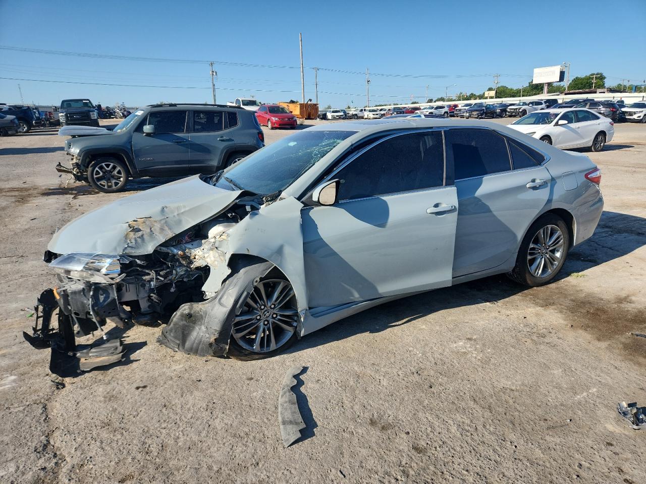 4t1bf1fk2gu207218 4T1BF1FK2GU207218 2016 Toyota Camry Le