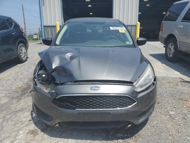 Sedans FORD FOCUS 2016 Gray