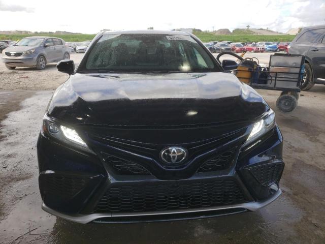  TOYOTA CAMRY 2022 Granatowy