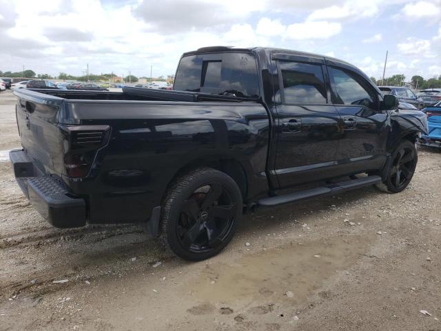  NISSAN TITAN 2019 Czarny