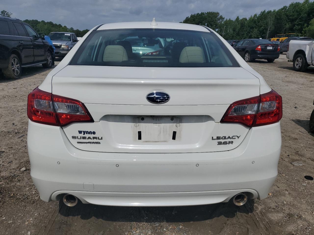2017 Subaru Legacy 3.6R Limited VIN: 4S3BNEN60H3031599 Lot: 64720965