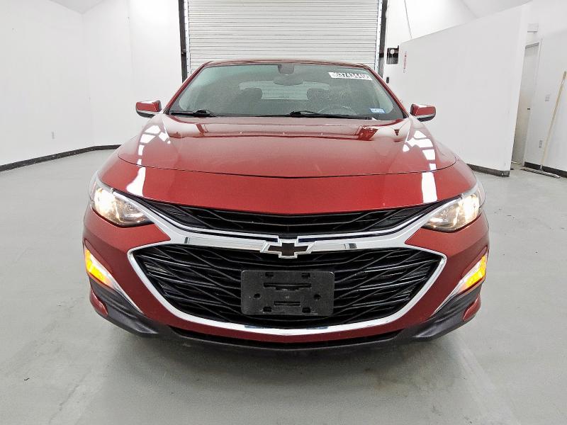  CHEVROLET MALIBU 2021 Czerwony