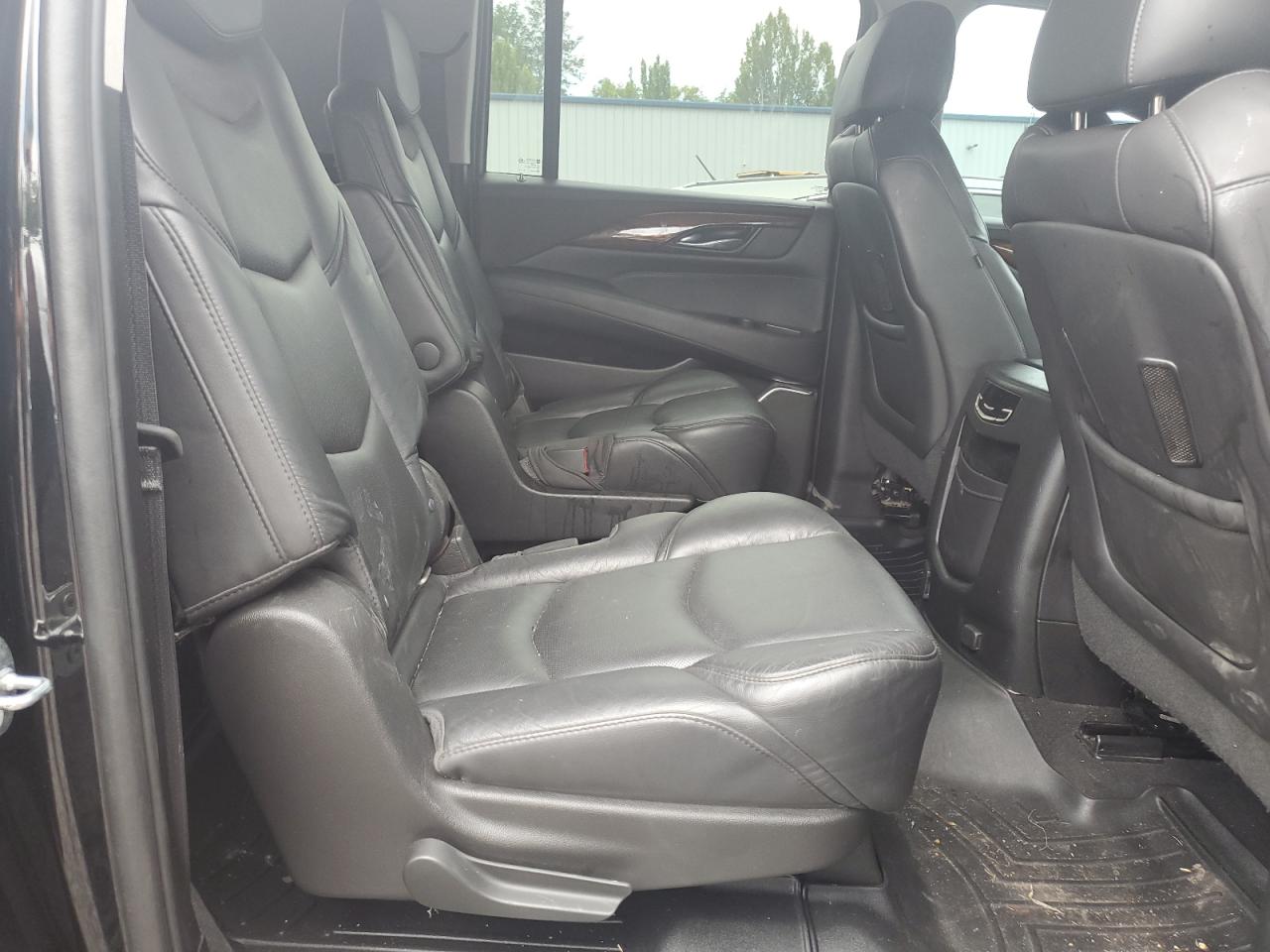 2018 Cadillac Escalade Esv Luxury VIN: 1GYS4HKJXJR114421 Lot: 67084585