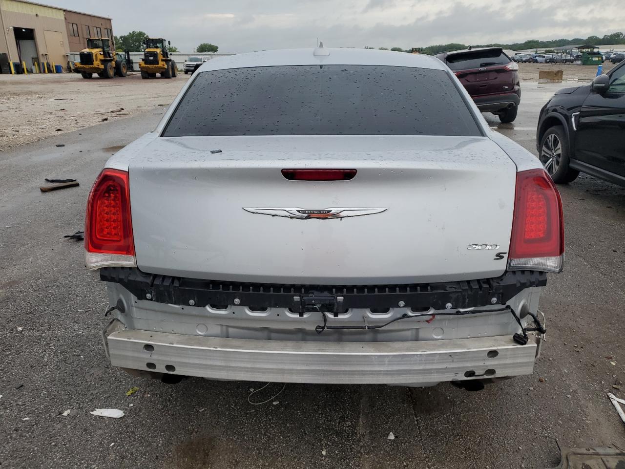 2019 Chrysler 300 S VIN: 2C3CCABT6KH689837 Lot: 65058975
