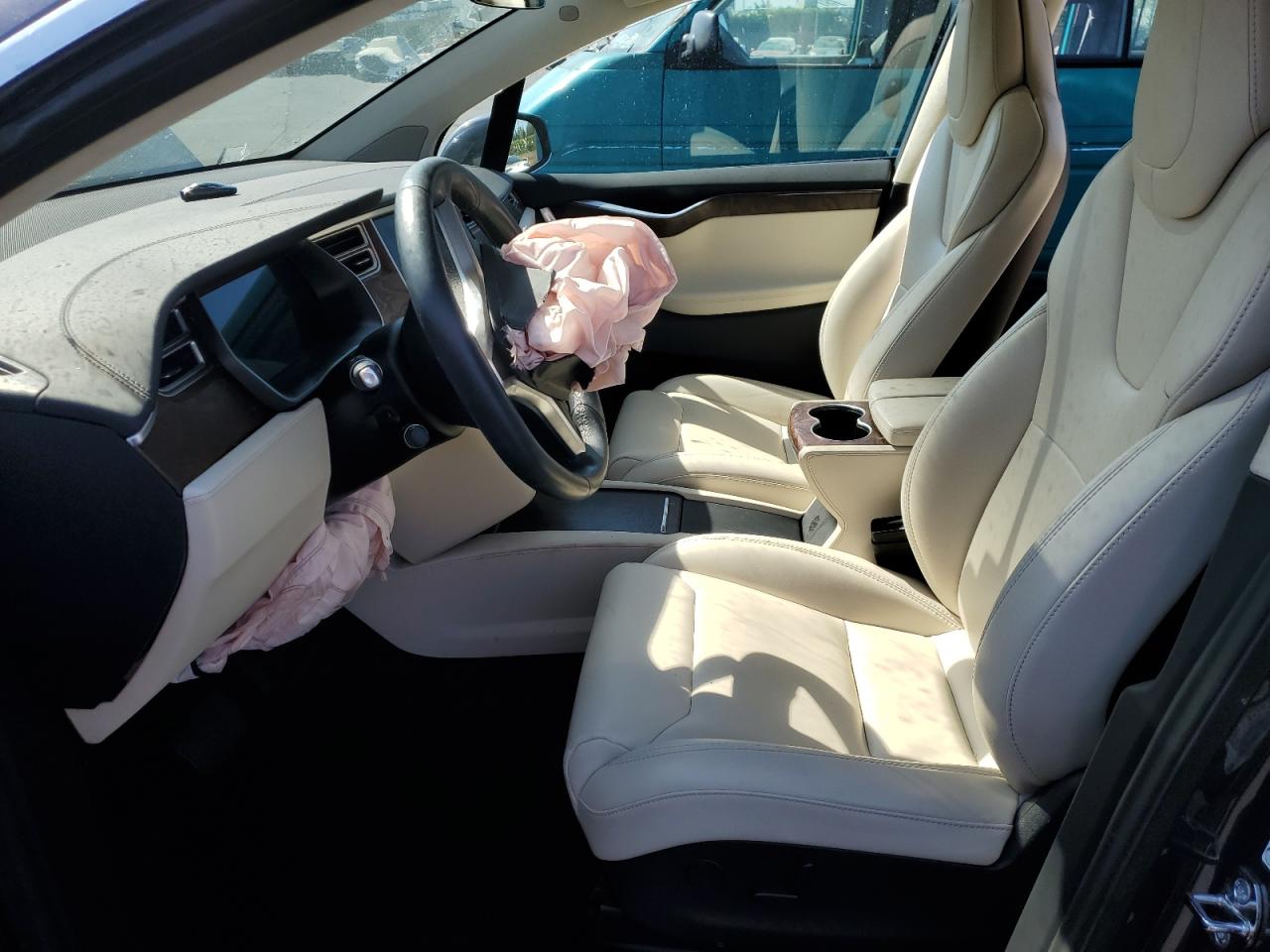 2018 Tesla Model X VIN: 5YJXCDE20JF087067 Lot: 63284245