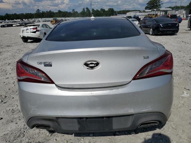 Coupet HYUNDAI GENESIS 2015 Silver