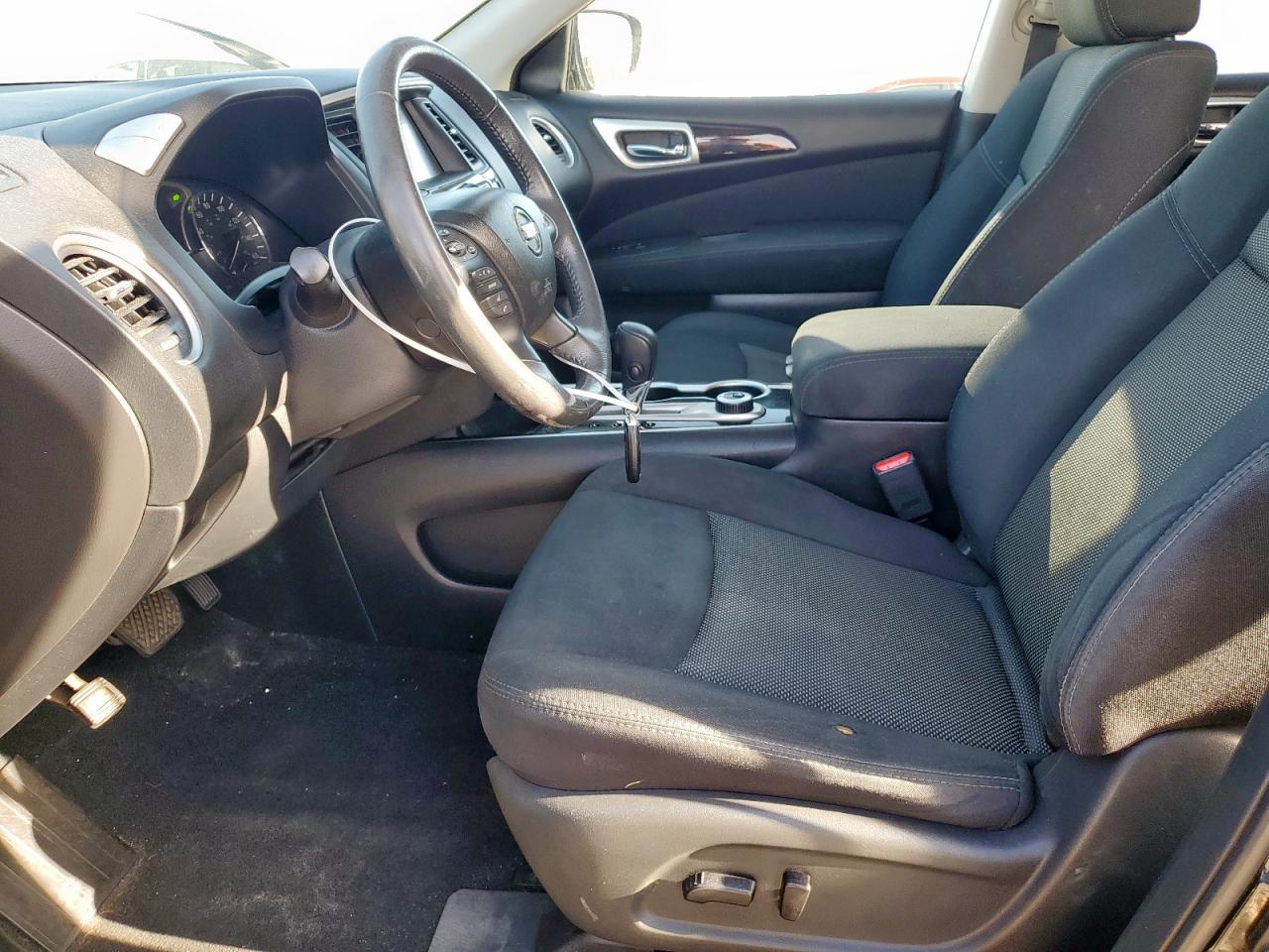 2017 Nissan Pathfinder S VIN: 5N1DR2MM6HC682808 Lot: 66410655