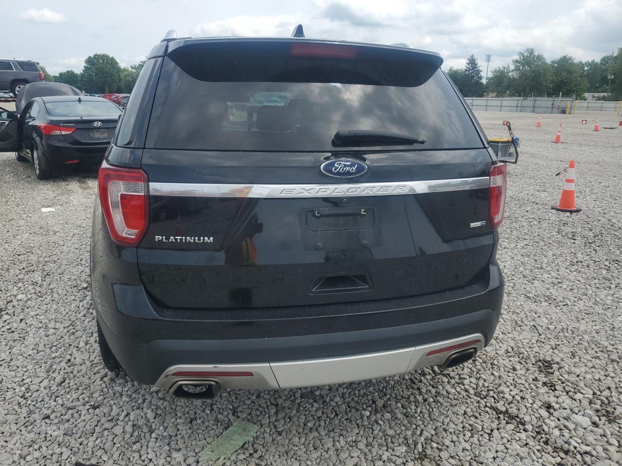 2017 Ford Explorer Platinum VIN: 1FM5K8HT8HGC49593 Lot: 64365895