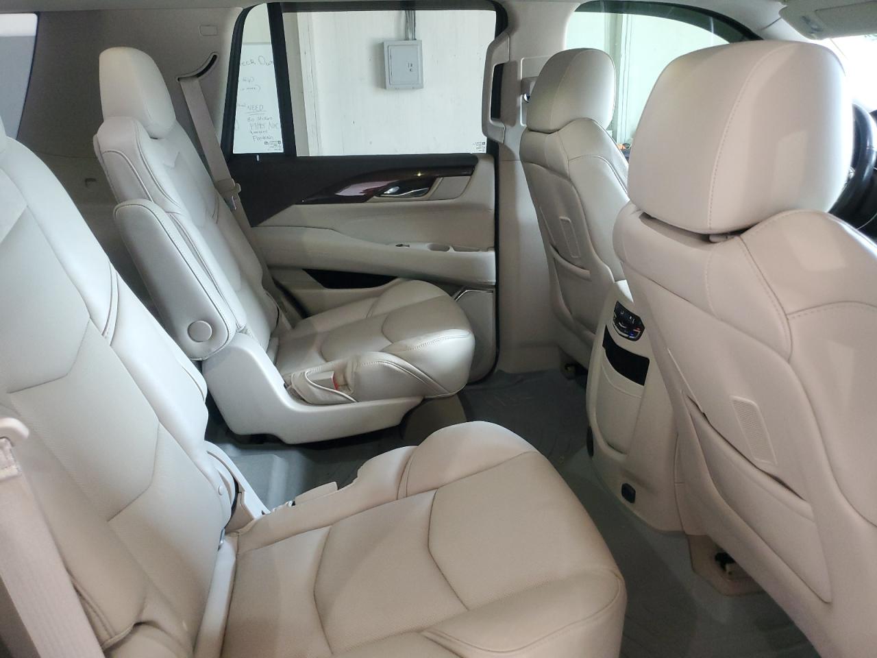 2016 Cadillac Escalade Luxury VIN: 1GYS4BKJ4GR385531 Lot: 61902485