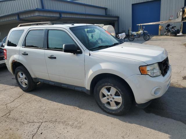  FORD ESCAPE 2012 Biały