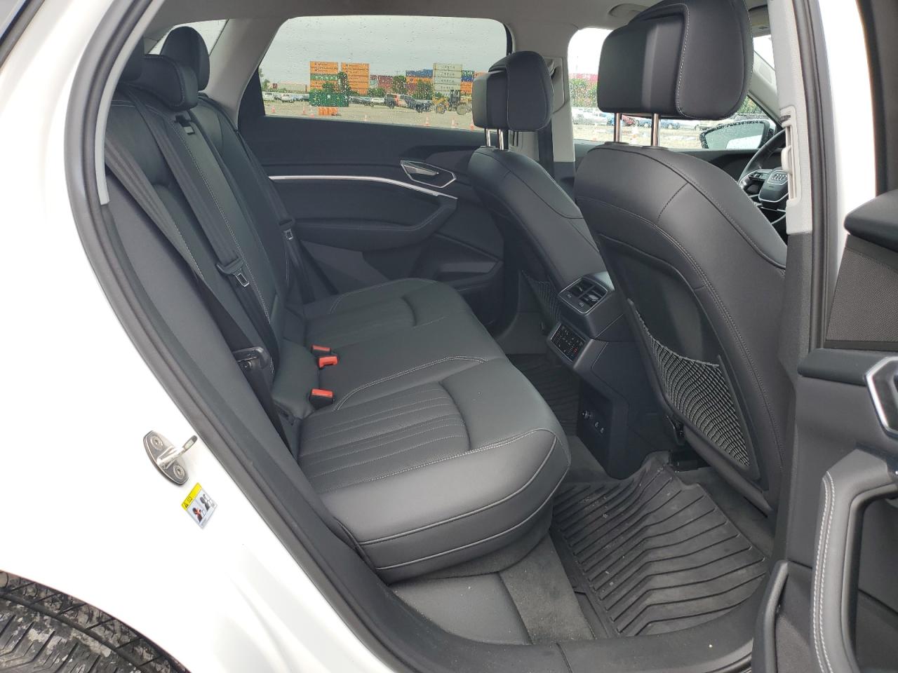 2022 Audi E-Tron Premium Plus VIN: WA1LAAGE2NB039972 Lot: 65725105