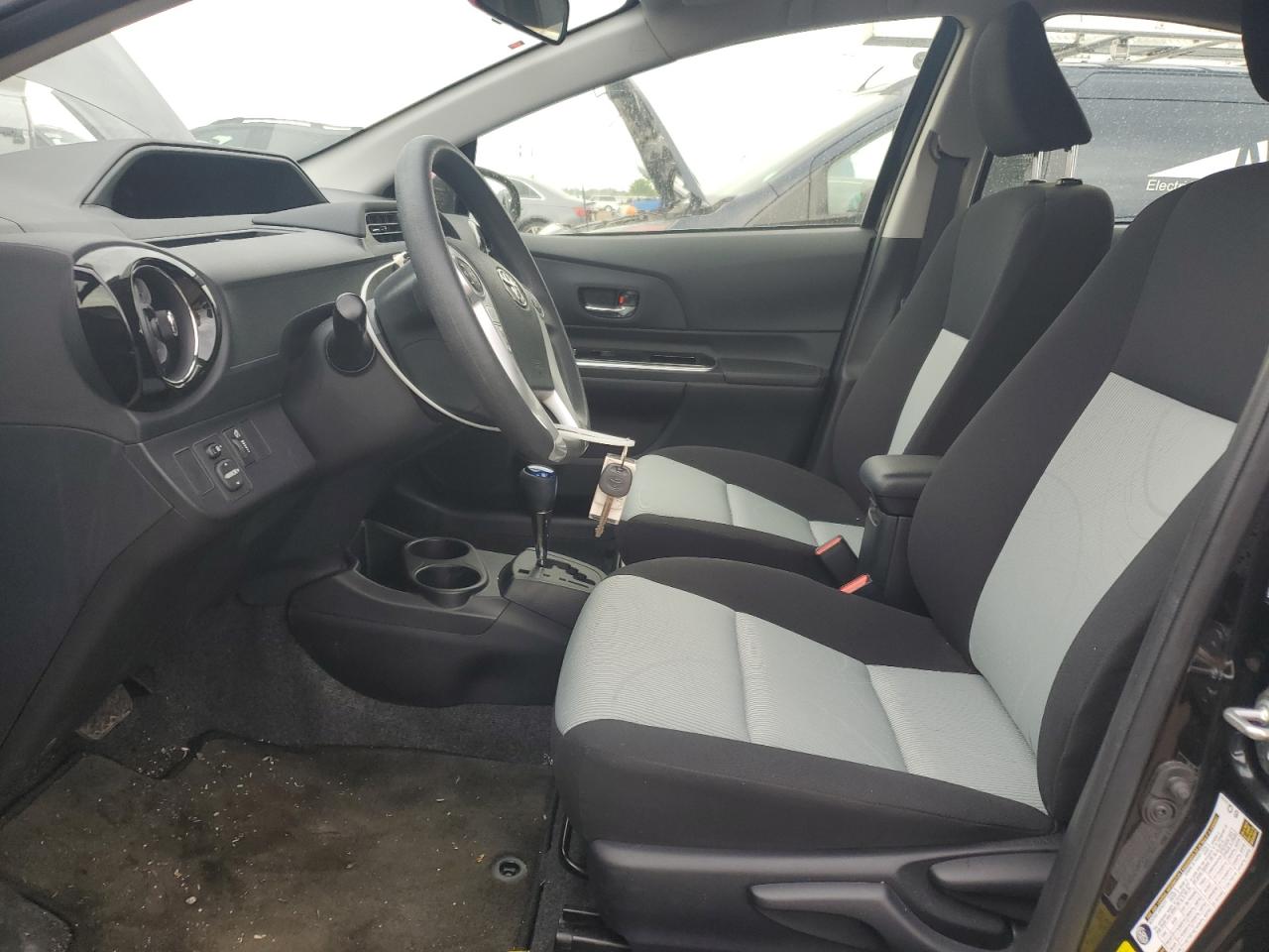 2016 Toyota Prius C VIN: JTDKDTB3XG1116073 Lot: 65562475