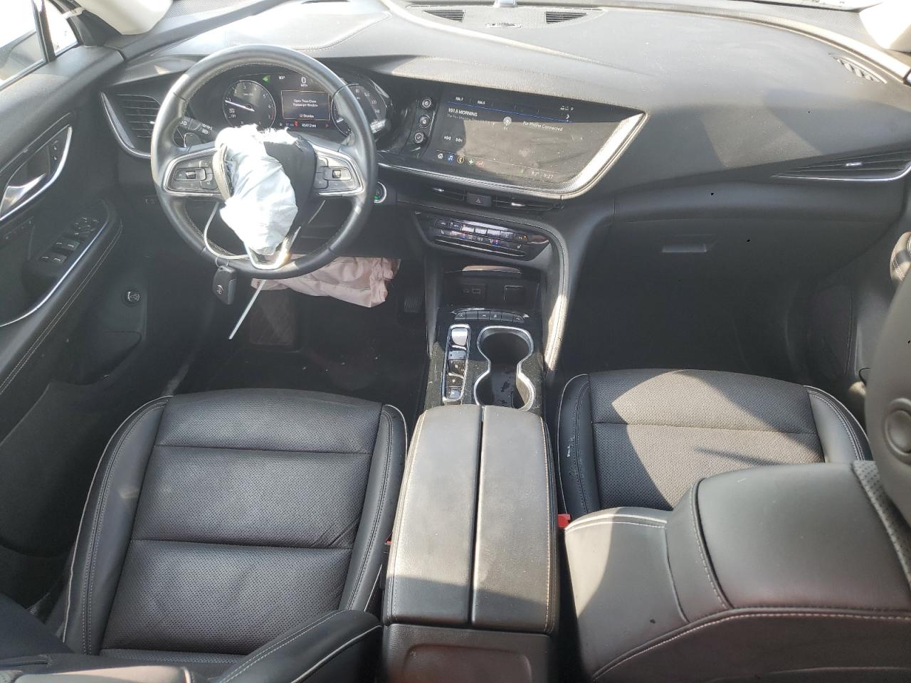2022 Buick Envision Essence VIN: LRBFZNR42ND028187 Lot: 64190995