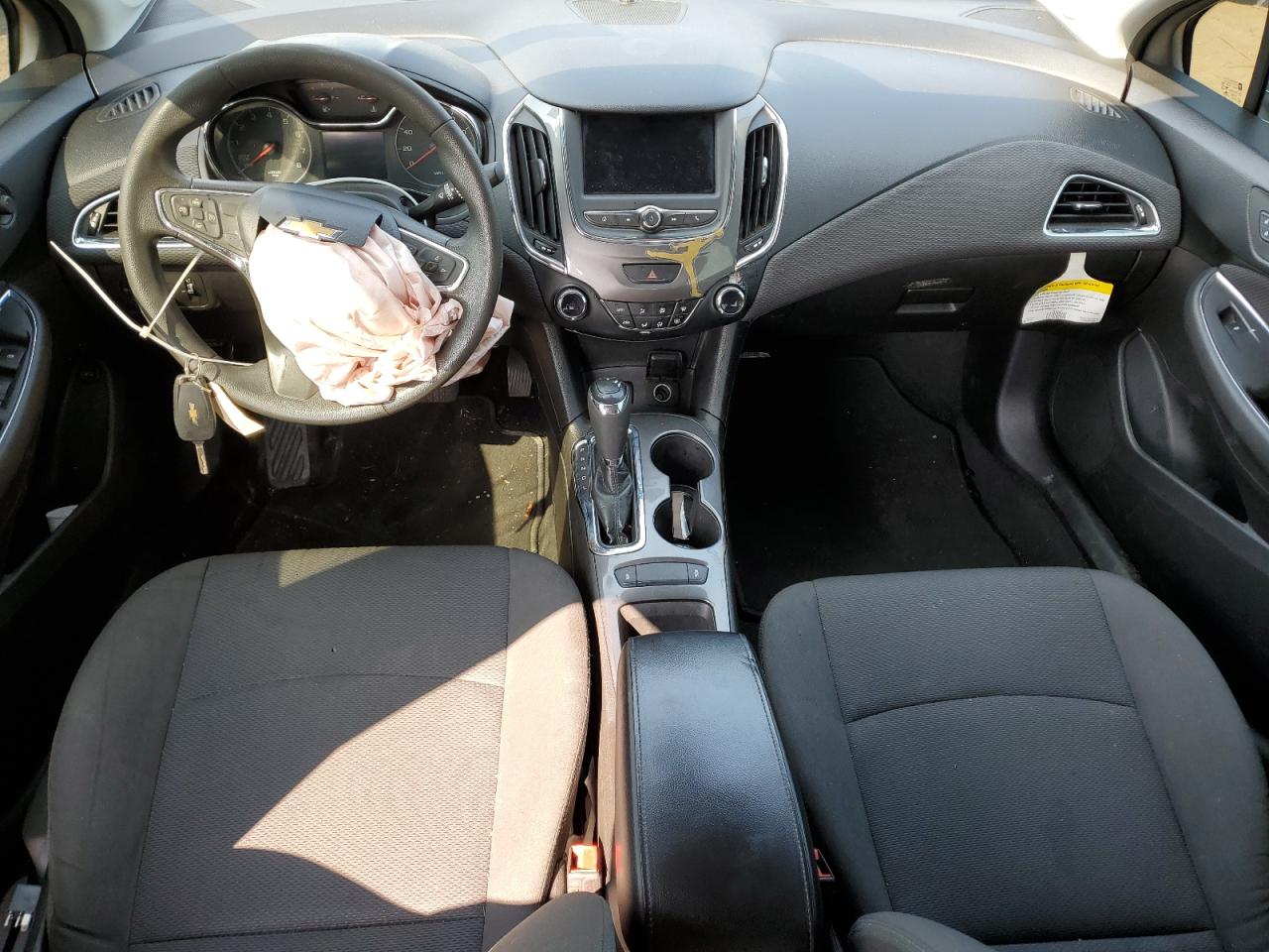 2019 Chevrolet Cruze Lt VIN: 1G1BE5SM3K7147486 Lot: 63052335