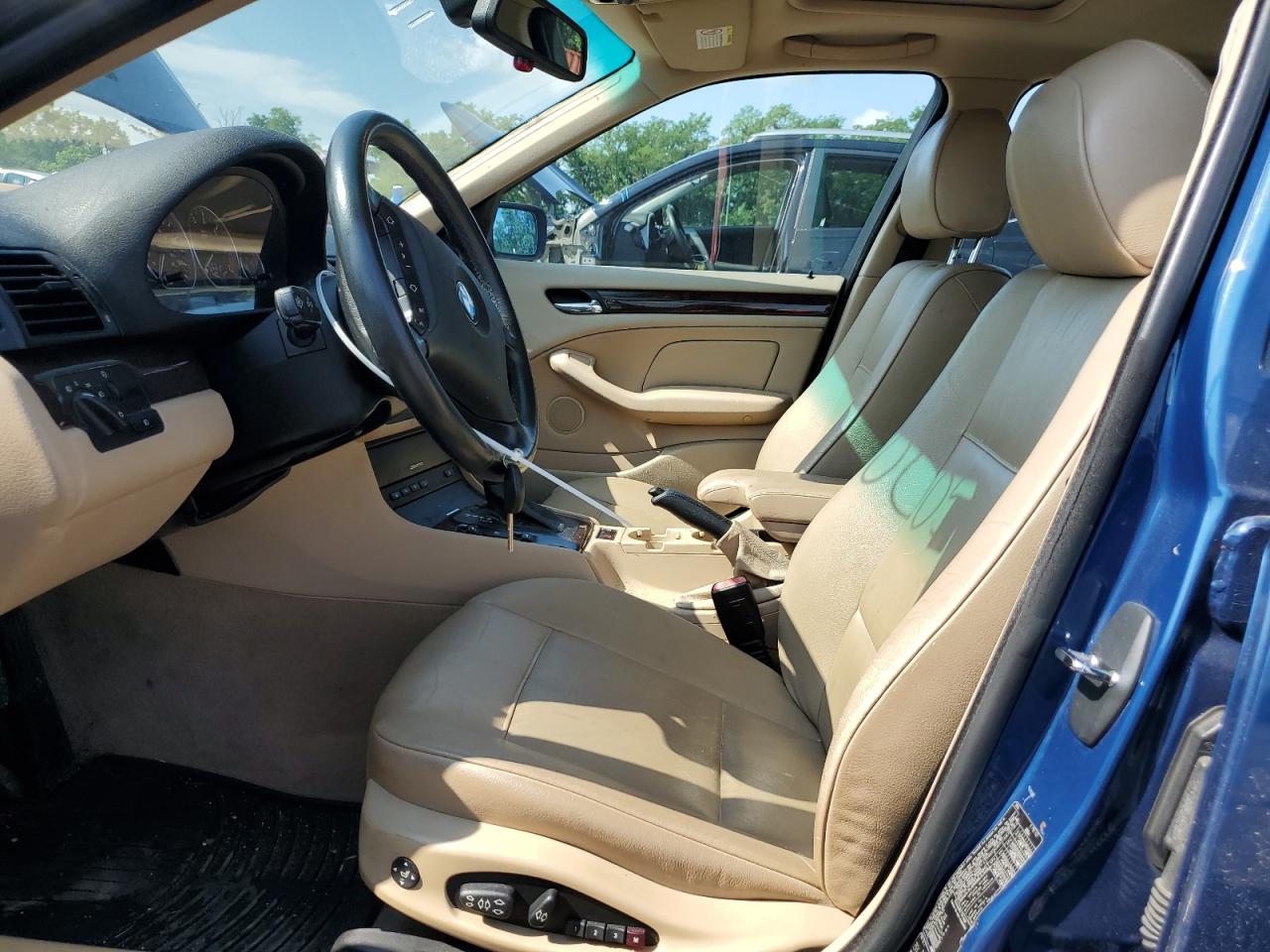 2003 BMW 330 Xi VIN: WBAEW53423PG20991 Lot: 62170005