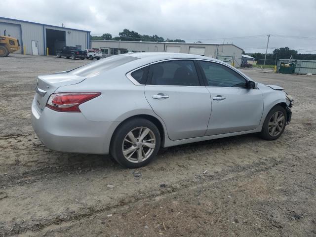 Sedans NISSAN ALTIMA 2013 Srebrny