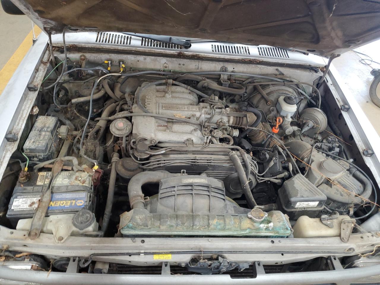 1992 Toyota Pickup 1 Ton Long Bed Dlx VIN: JT4VN82NXN5004548 Lot: 64133805