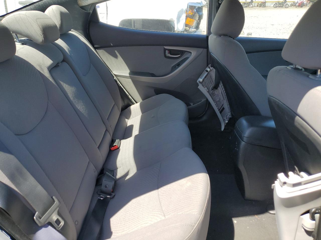 2016 Hyundai Elantra Se VIN: 5NPDH4AE0GH702831 Lot: 65456455