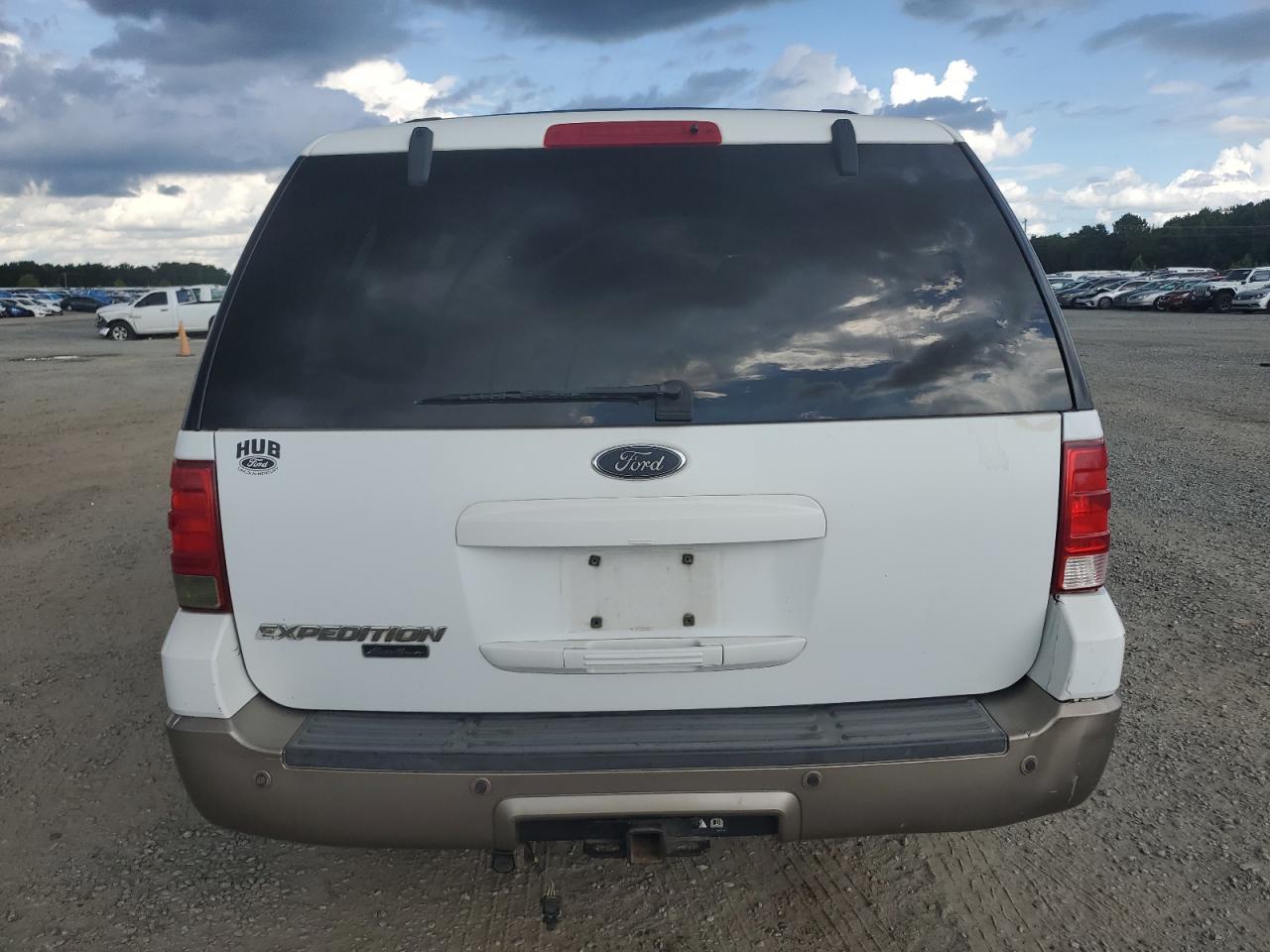 2004 Ford Expedition Eddie Bauer VIN: 1FMPU17L24LB47378 Lot: 64646335