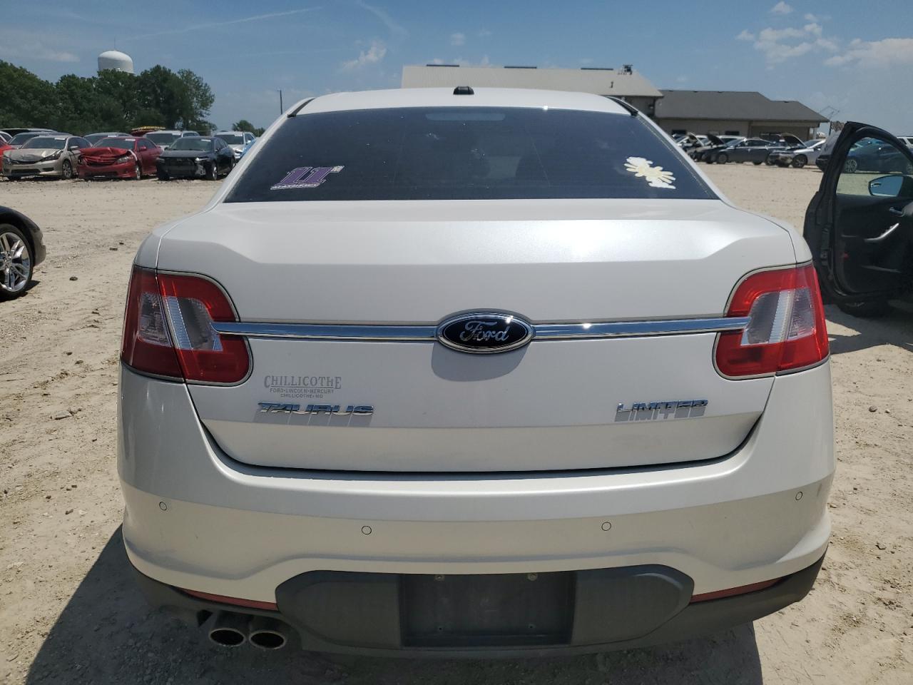 2010 Ford Taurus Limited VIN: 1FAHP2FW4AG106150 Lot: 64231305