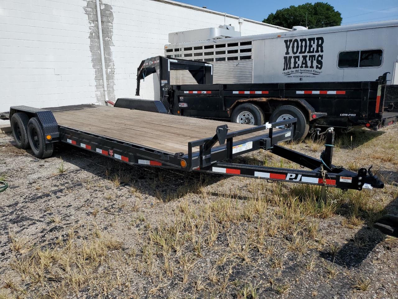 2021 Pj Ce222 Equipment Trailer