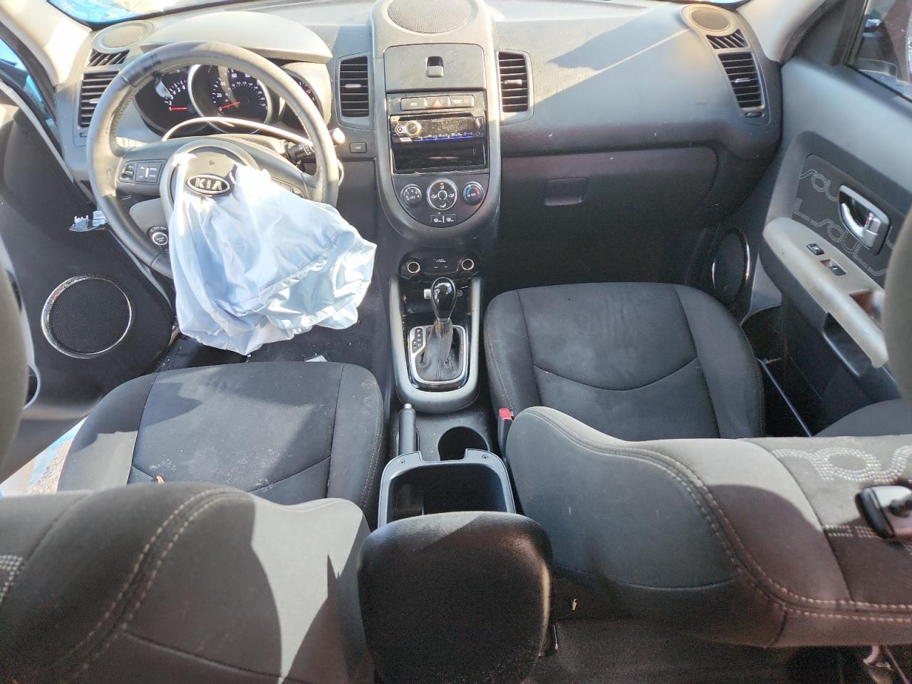 2012 Kia Soul + VIN: KNDJT2A61C7398311 Lot: 64653315