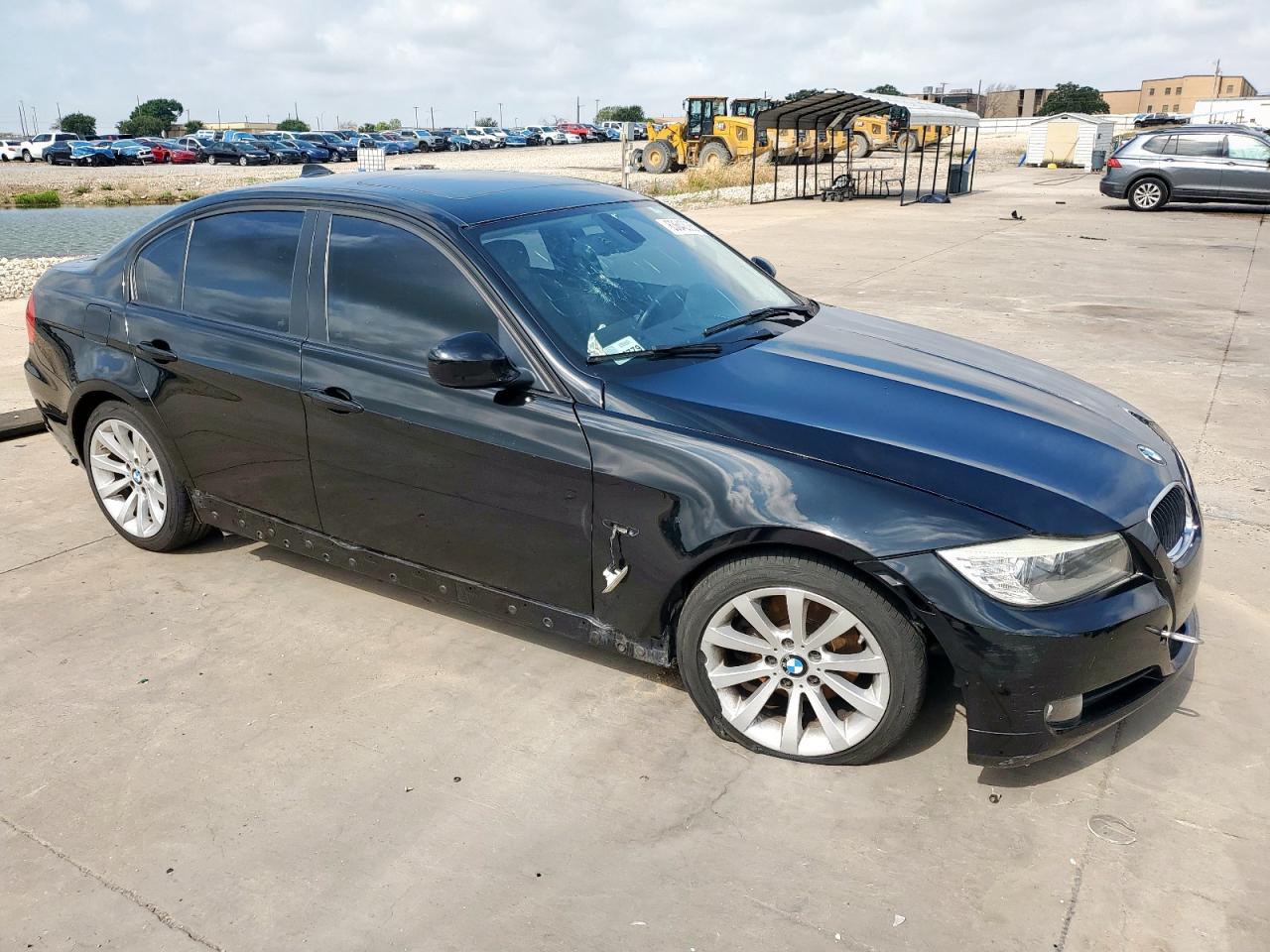 2011 BMW 328 I VIN: WBAPH7G52BNM56411 Lot: 63642085
