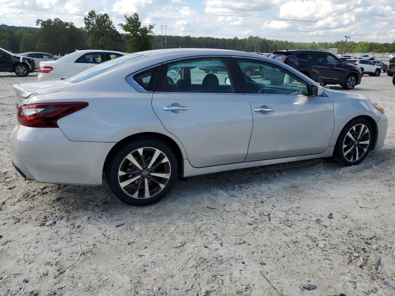2017 Nissan Altima 2.5 VIN: 1N4AL3AP7HN340582 Lot: 64968885