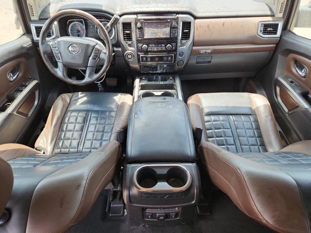  NISSAN TITAN 2017 Brązowy