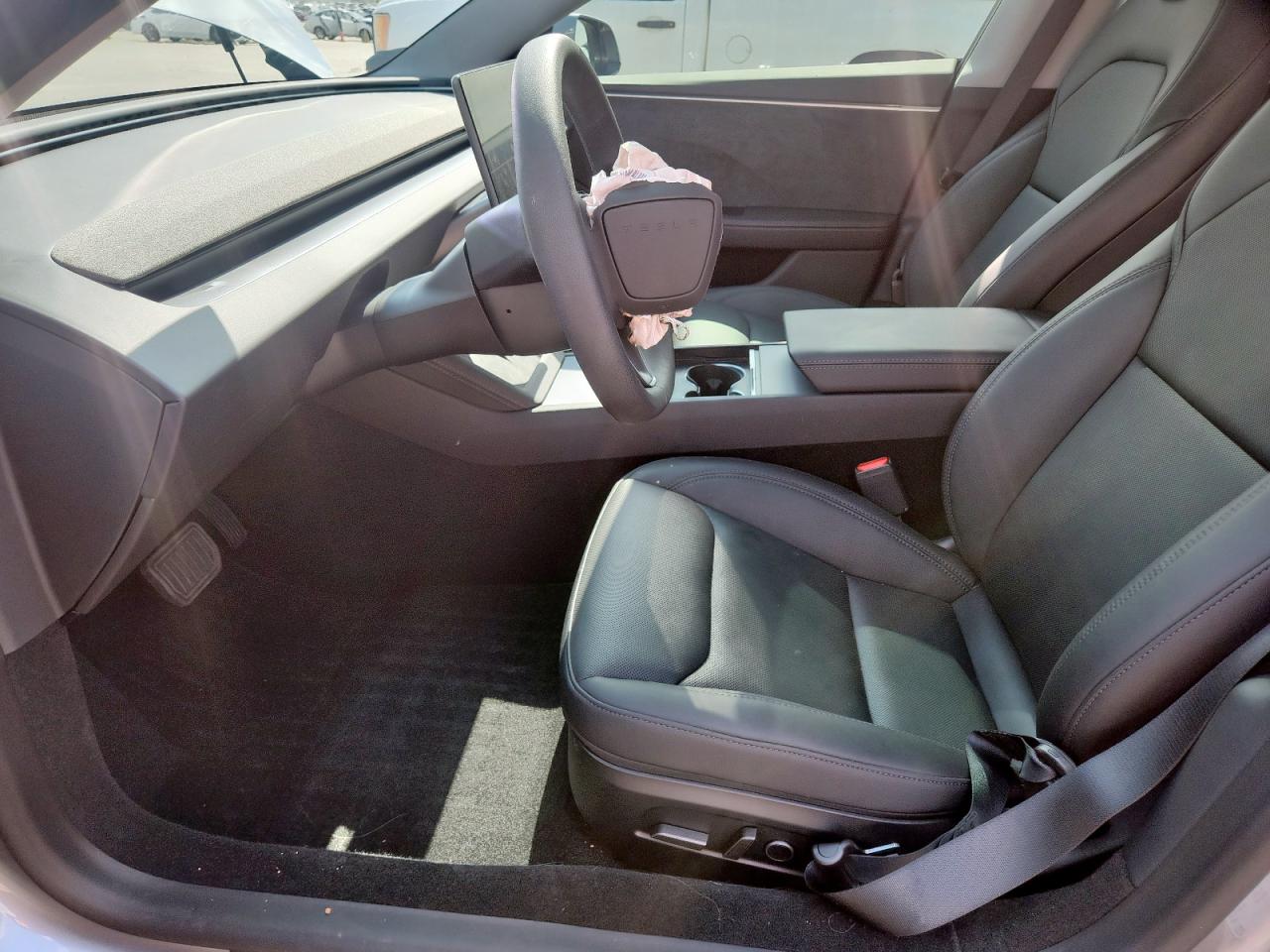 2025 Tesla Model 3 VIN: 5YJ3E1EB7SF929556 Lot: 65008395