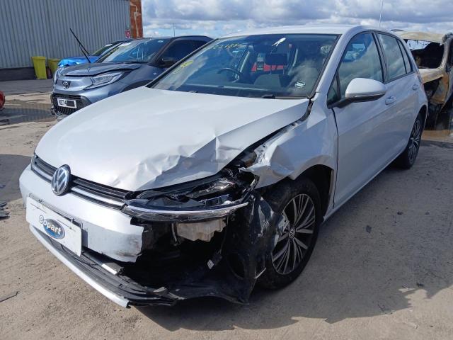 VOLKSWAGEN GOLF SE NA 2017