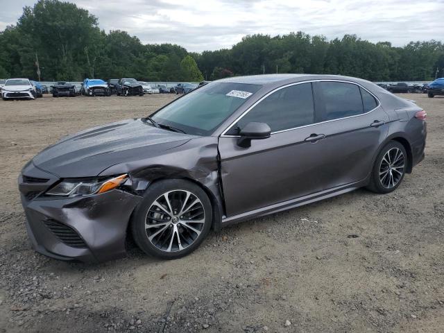  TOYOTA CAMRY 2018 Серый