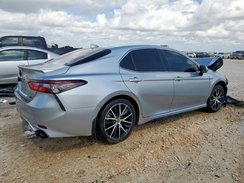  TOYOTA CAMRY 2024 Srebrny