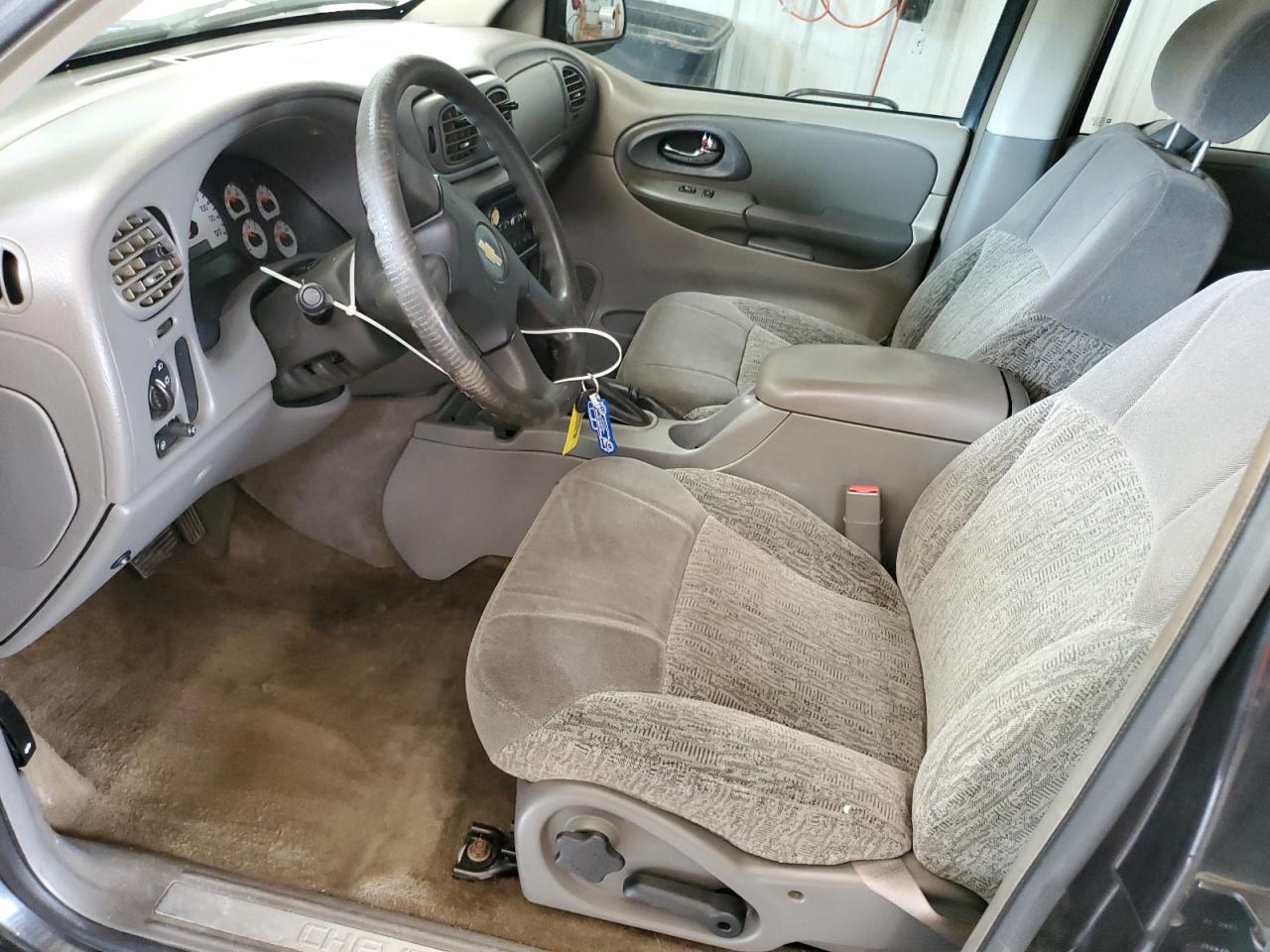 1gndt13s952303177 1GNDT13S952303177 2005 Chevrolet Trailblazer Ls
