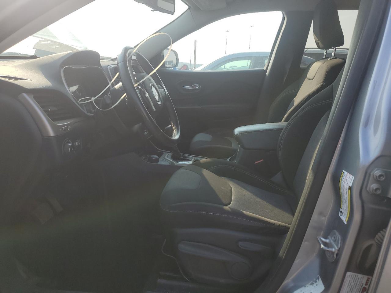2014 Jeep Cherokee Latitude VIN: 1C4PJMCB3EW112182 Lot: 65352175