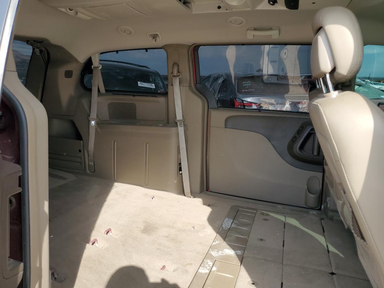 2015 Chrysler Town & Country Touring L VIN: 2C4RC1CG0FR754673 Lot: 64333475
