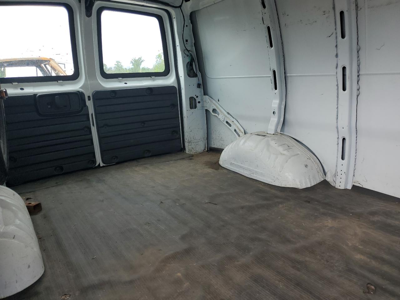 2011 Chevrolet Express G2500 VIN: 1GCWGFBA4B1137874 Lot: 65433345