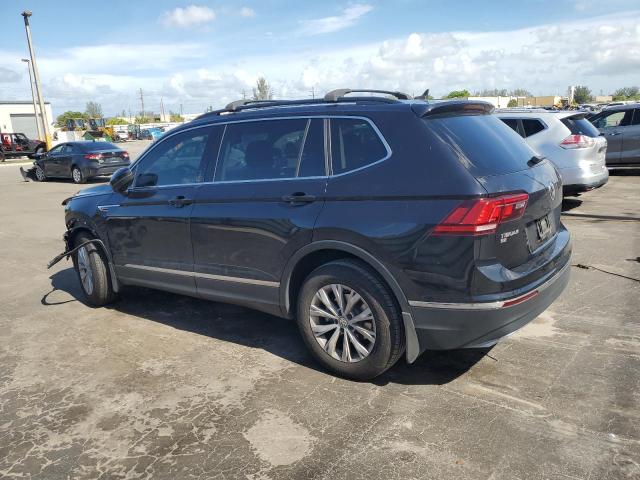  VOLKSWAGEN TIGUAN 2018 Черный