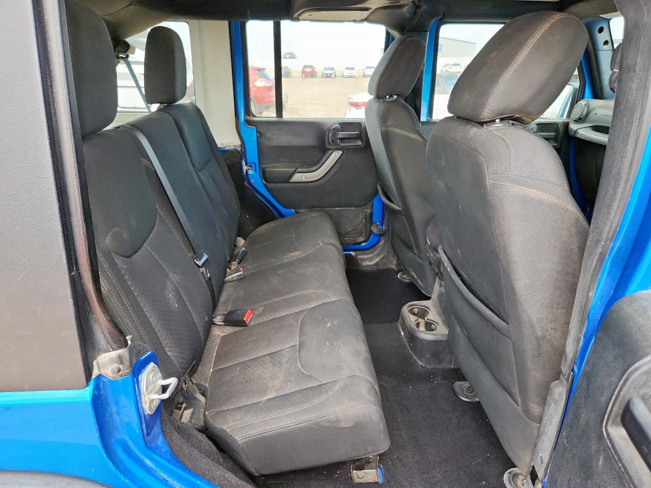 2016 Jeep Wrangler Unlimited Sport VIN: 1C4BJWKG0GL271460 Lot: 64164355