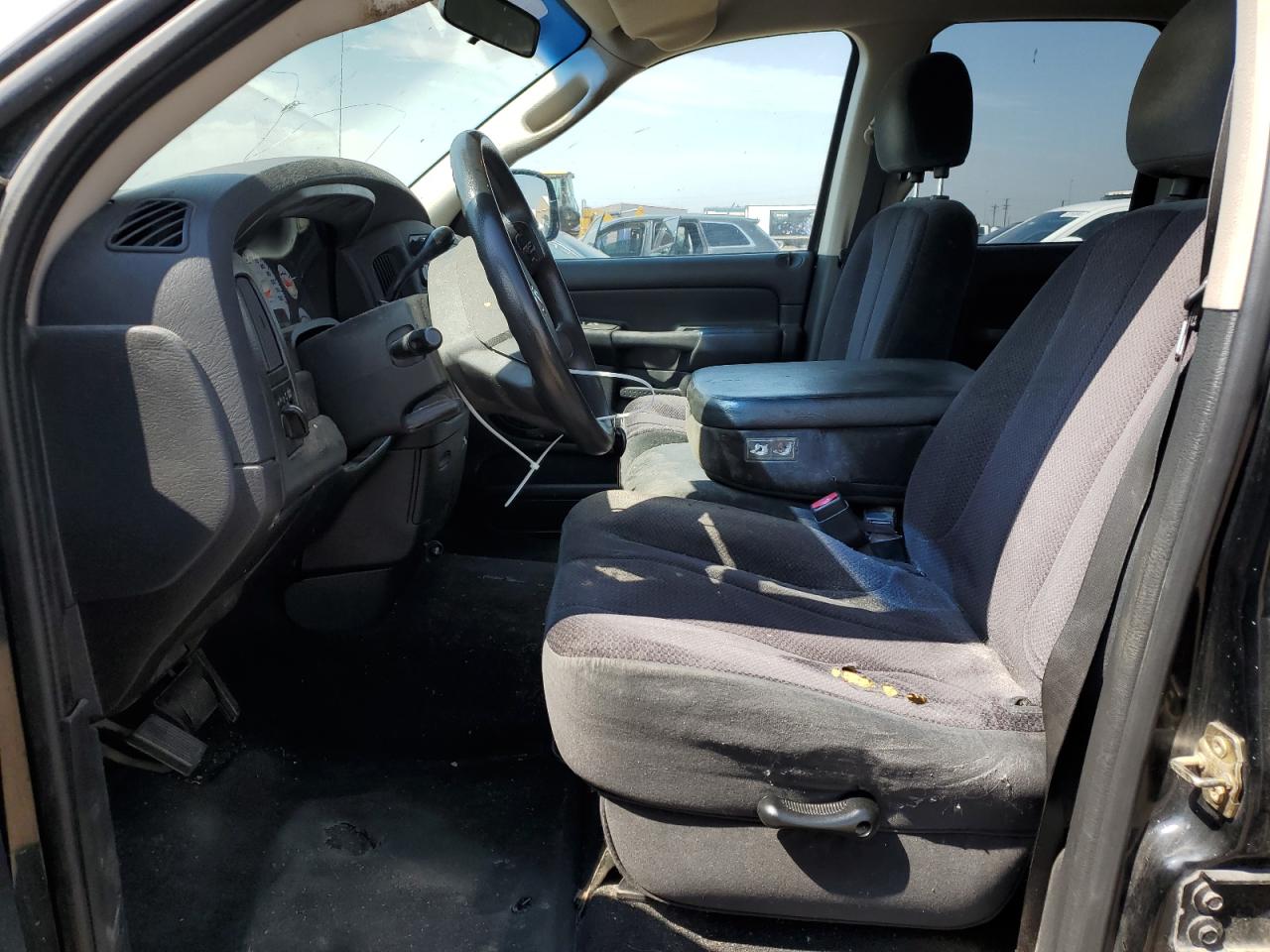 2005 Dodge Ram 1500 St VIN: 1D7HA18N45S355860 Lot: 64717965