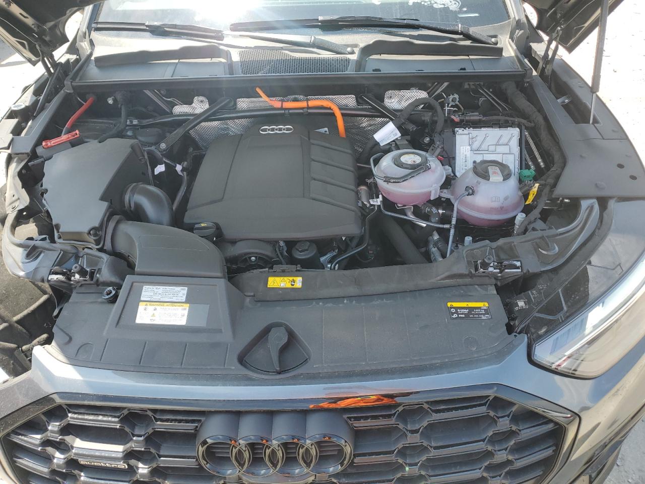 2025 Audi Q5 E Premium Plus 55 VIN: WA1E2AFY5S2060800 Lot: 66181255