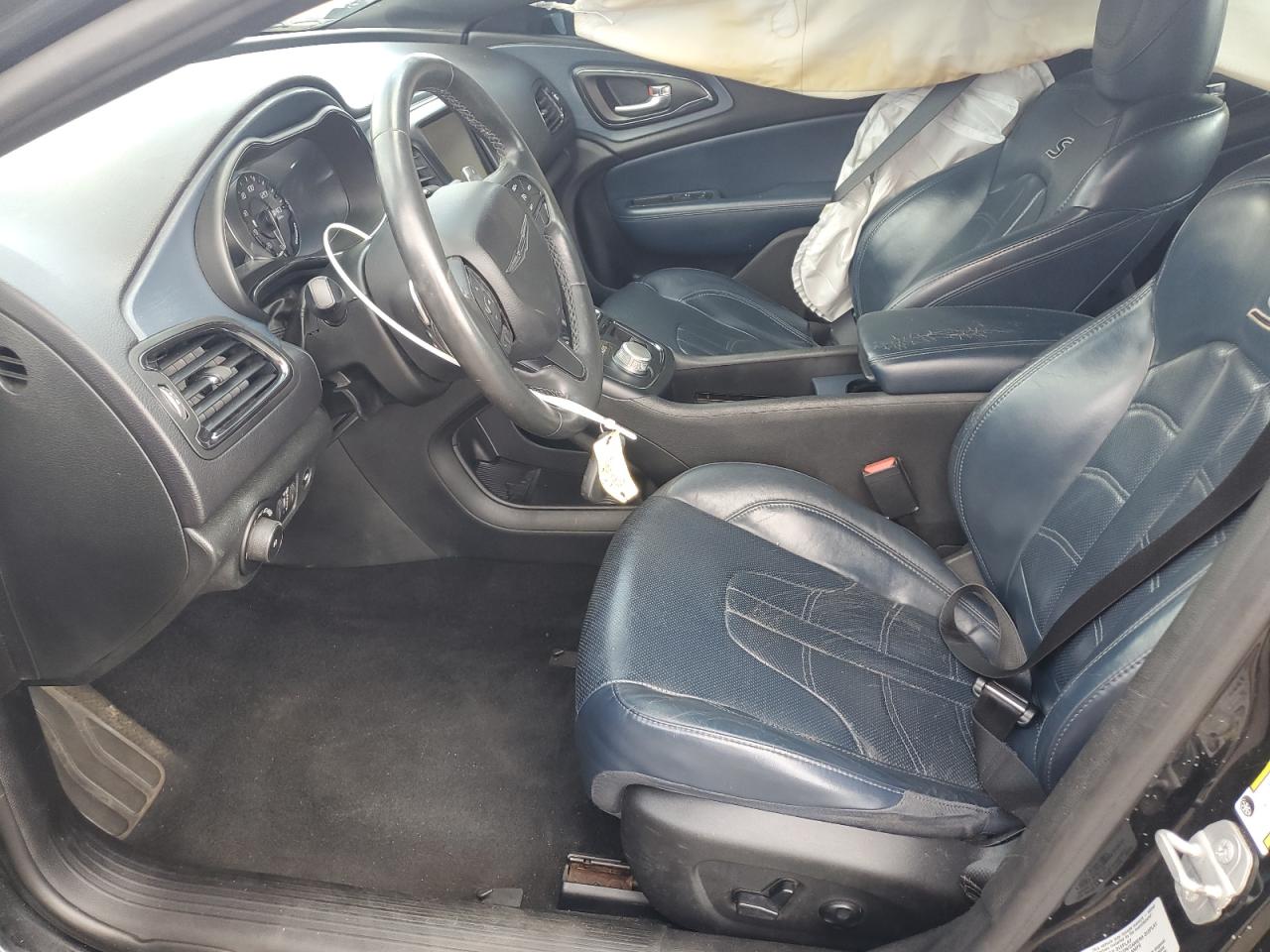 2015 Chrysler 200 S VIN: 1C3CCCBG9FN662353 Lot: 67019755