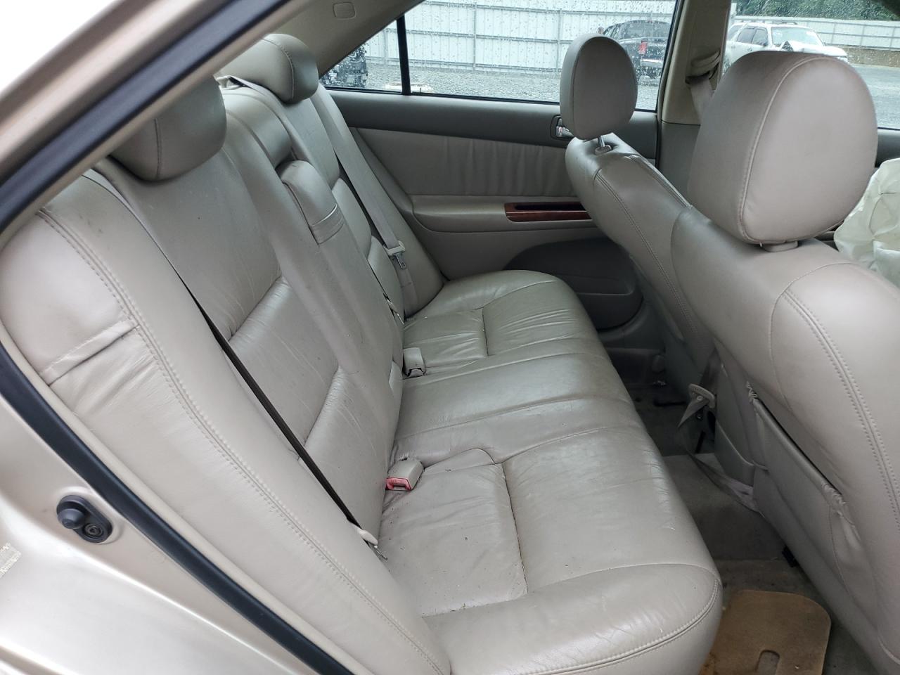 2004 Toyota Camry Le VIN: 4T1BF30K64U064158 Lot: 63103595