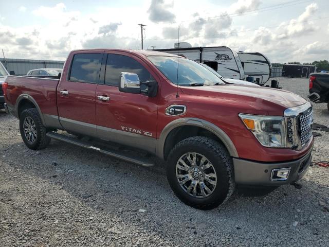 Pickups NISSAN TITAN 2016 Czerwony
