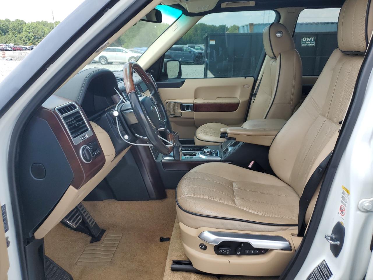 SALMF1E48BA335823 2011 Land Rover Range Rover Hse Luxury