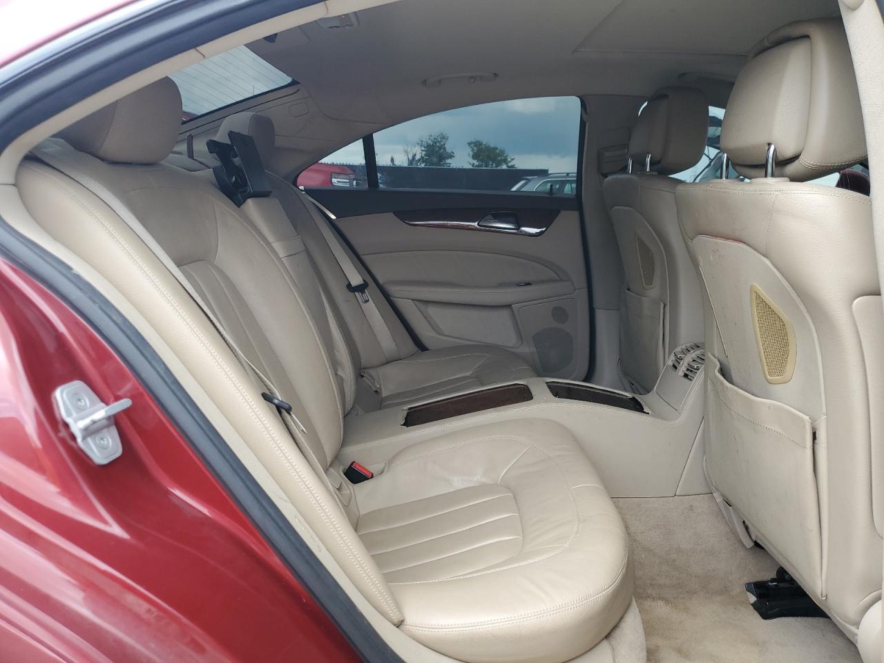 2012 Mercedes-Benz Cls 550 VIN: WDDLJ7DB9CA011761 Lot: 63661655