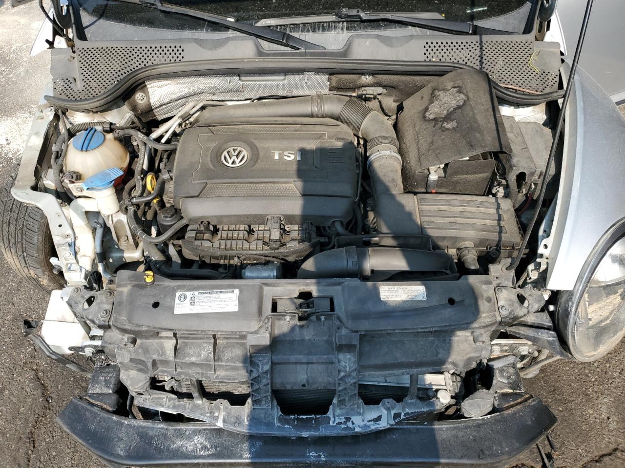 2015 Volkswagen Beetle 1.8T VIN: 3VWF17AT0FM655951 Lot: 63527995