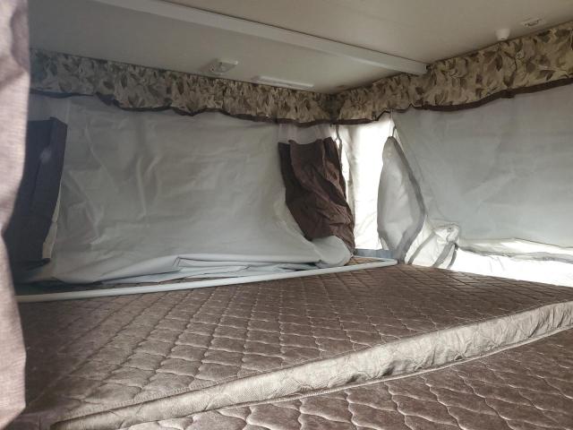 2005 FLEETWOOD GRAND TOUR - TRAILERS