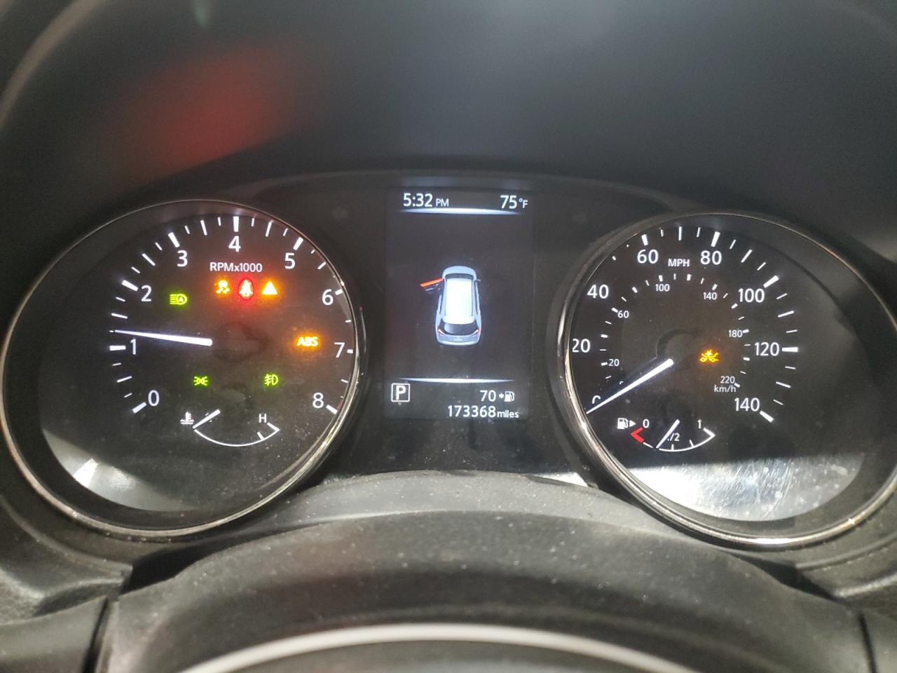 2017 Nissan Rogue S VIN: JN8AT2MVXHW284151 Lot: 64371925