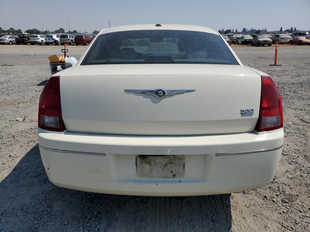2007 Chrysler 300 Touring VIN: 2C3KA53G77H858989 Lot: 64046365